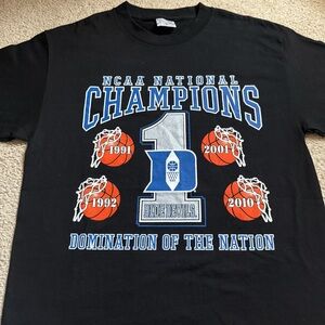 Y2K Duke University t-shirt Medium Blue Devil's NCAA Champions North Carolina